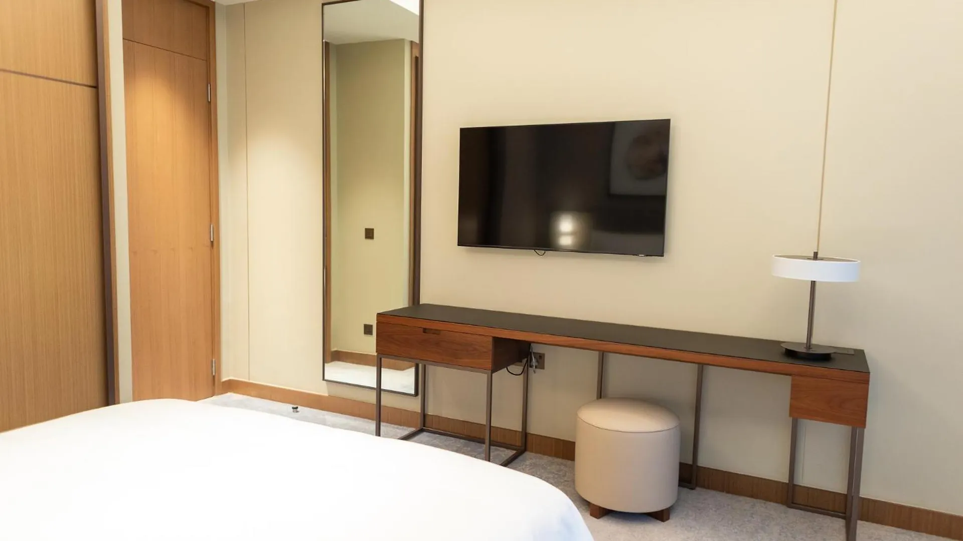 Address Residences Dubai Opera At Downtown 0*,